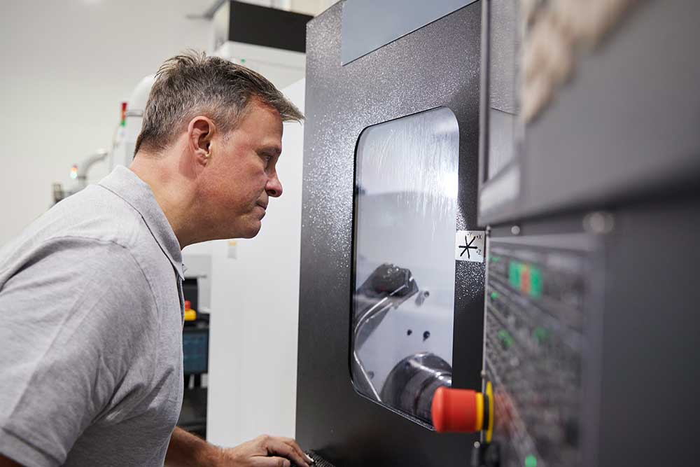 Maximising CNC Machine Tool Lifespan: Best Practices for High-Precision Sectors